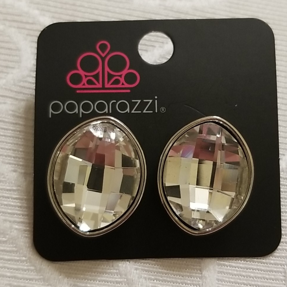 🆕 Paparazzi Clear Stud Earrings NWT